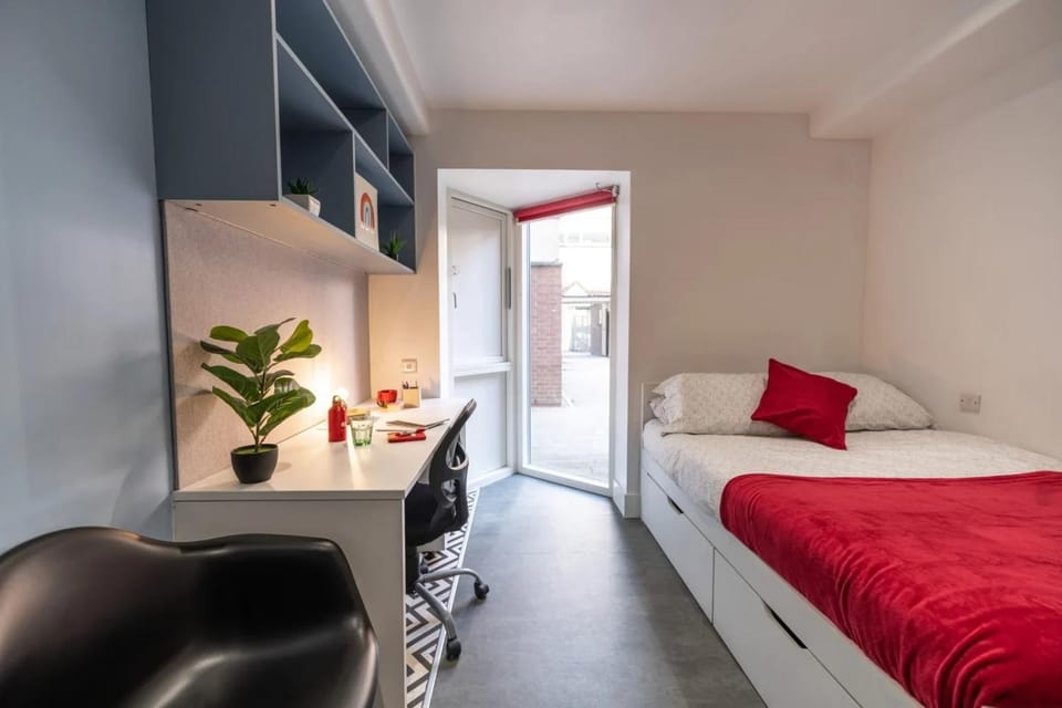 Sherbourne Village Coventry Apartment in Coventry