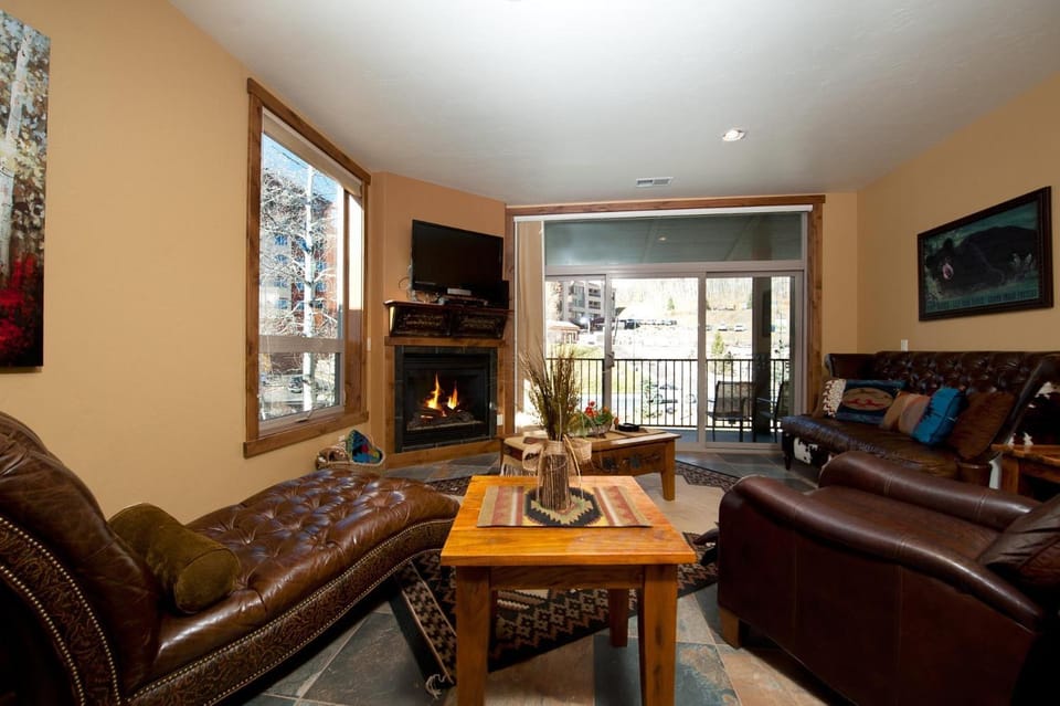 Peregrine Point 201 House in Purgatory