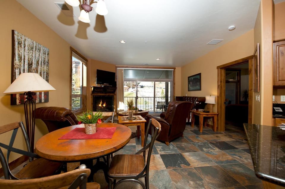 Peregrine Point 201 House in Purgatory