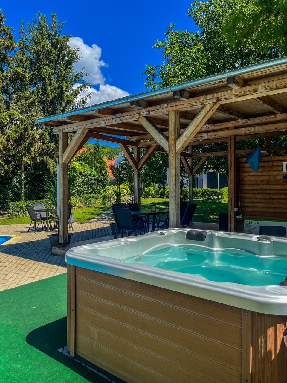 Natural landscape, Hot Tub, Pool view, Swimming pool