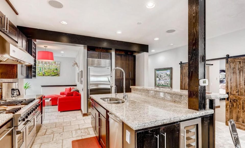 2030 Meadow Brook Lane Unit A House in Vail