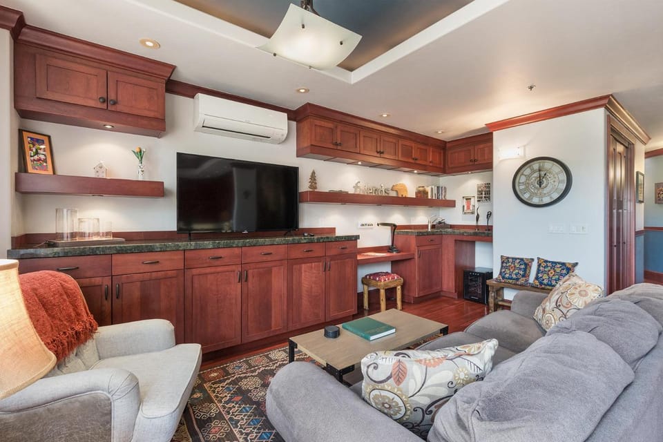 766 Main Avenue Unit 202 House in Durango