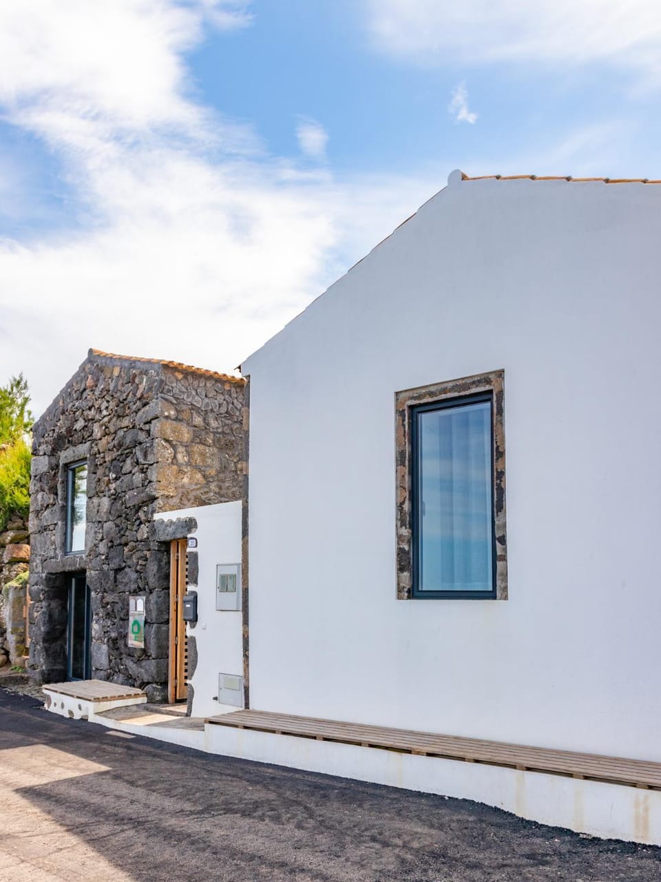 Property building, Facade/entrance