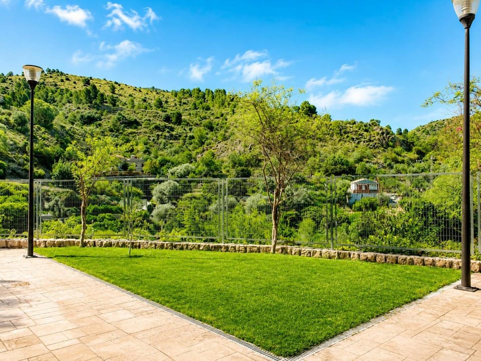 Spring, Day, Natural landscape, Garden, Garden view, Mountain view