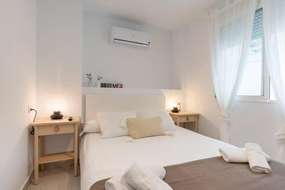 TGH/ Victoria Green Center 2B Apartment in Malaga