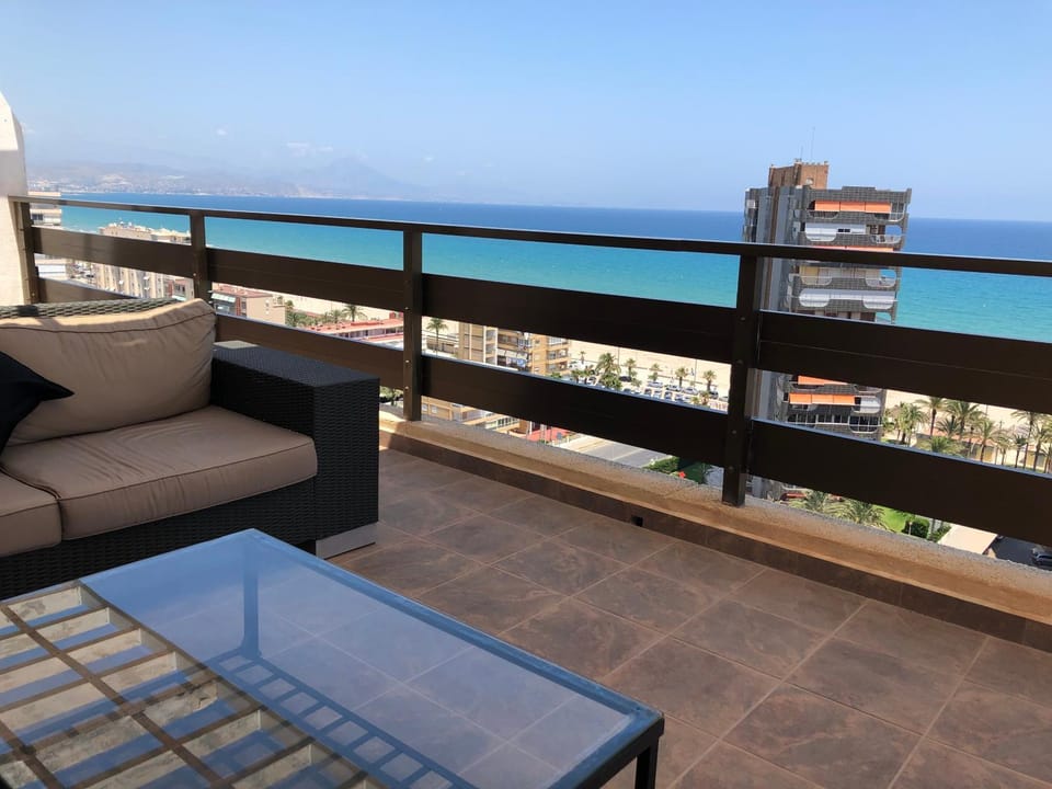 Patio, Day, Natural landscape, View (from property/room), Balcony/Terrace, Seating area, Beach, Sea view