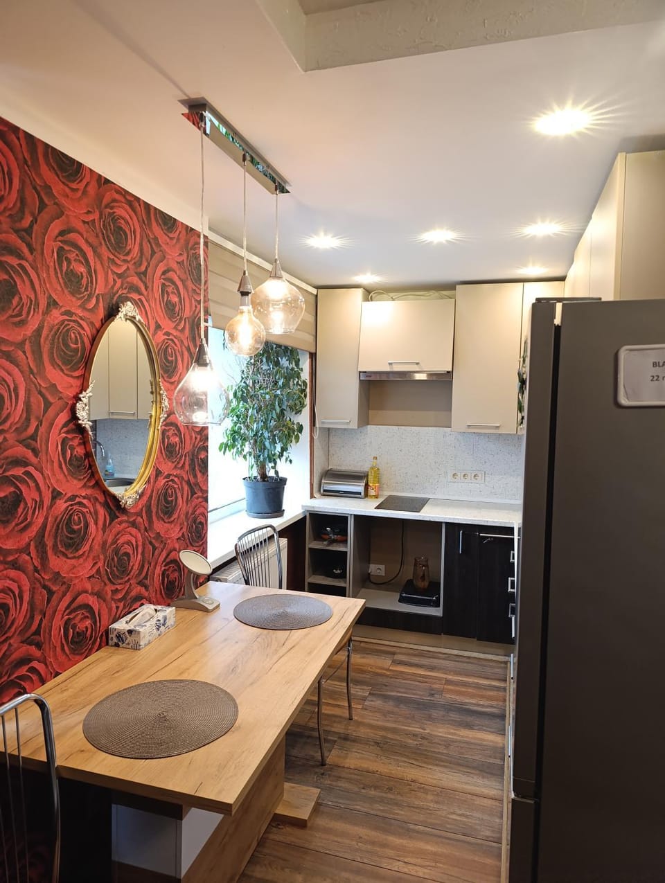 Kitchen or kitchenette, Dining area, pet friendly, stove