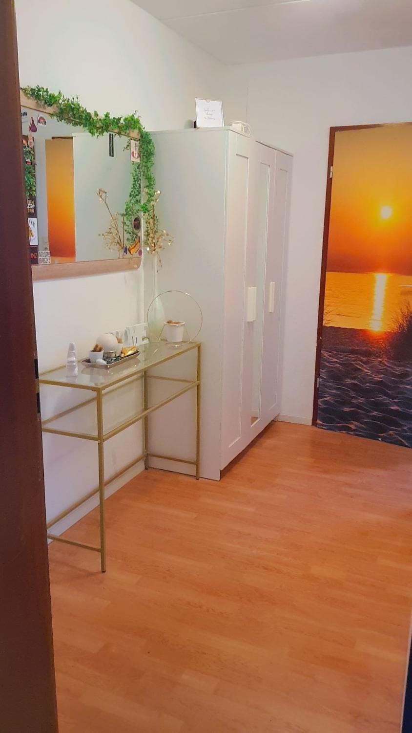 Bathroom, wardrobe