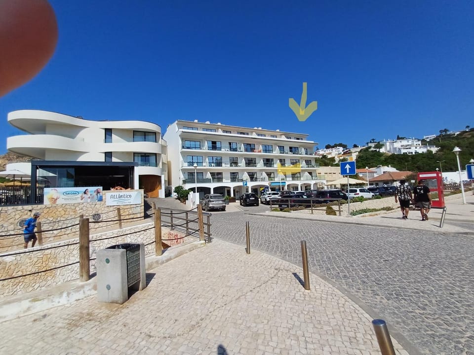Street view, Location