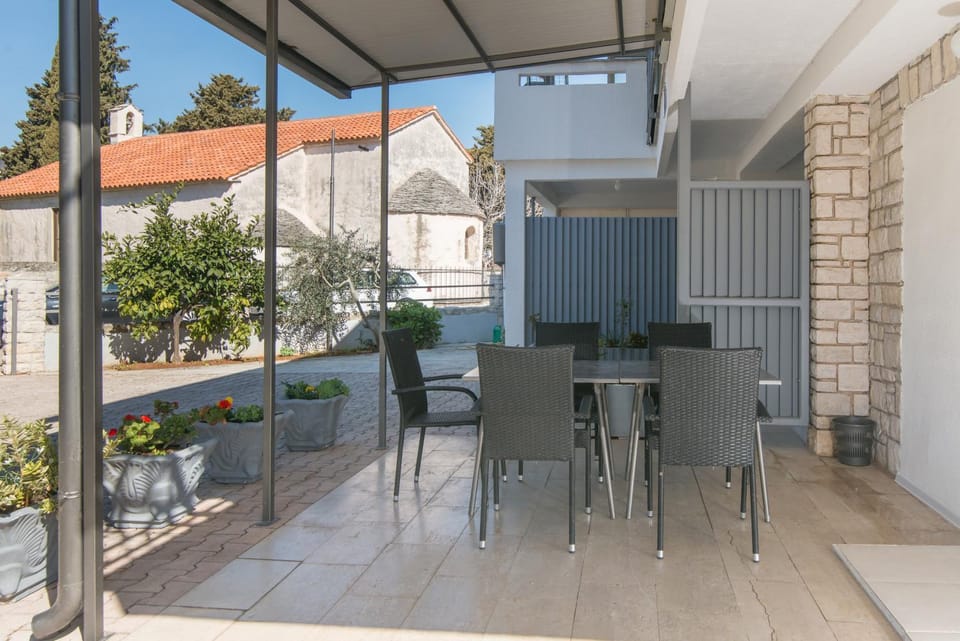 Apartments Jasna Apartment in Novigrad