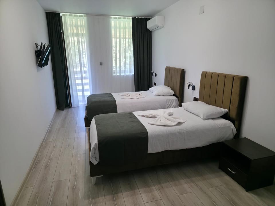 Hotel Paradise Park Bed and Breakfast in Ruse, Bulgaria