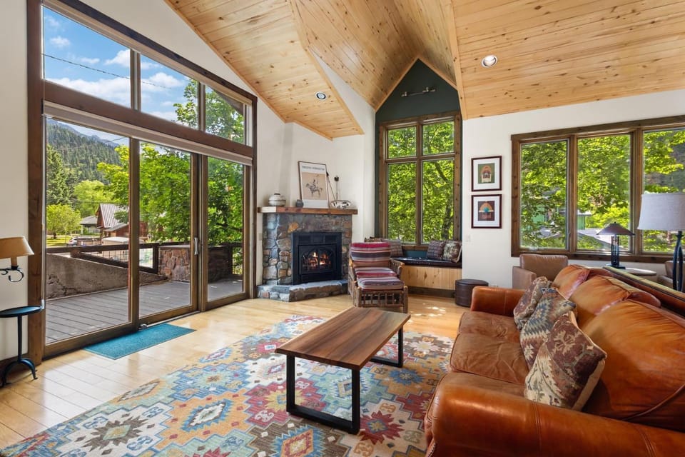 Mission Rock 1 House in Ouray