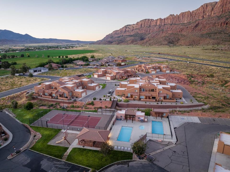 Rim Village Vista Unit 10 A7 3 House in Utah