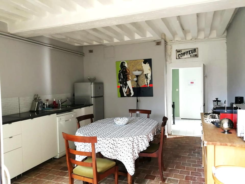 ZenBreak Sous les Toits Bed and Breakfast in Orléans