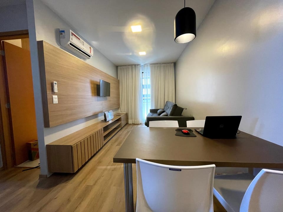 TV and multimedia, Living room, Dining area, air conditioner