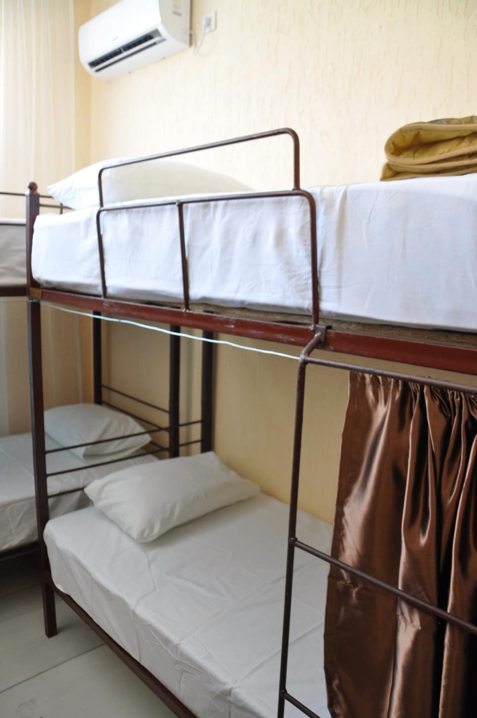 bunk bed