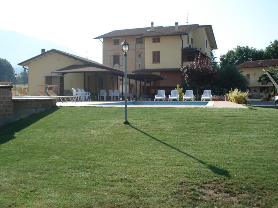 Garden, View (from property/room), Swimming pool, Swimming pool