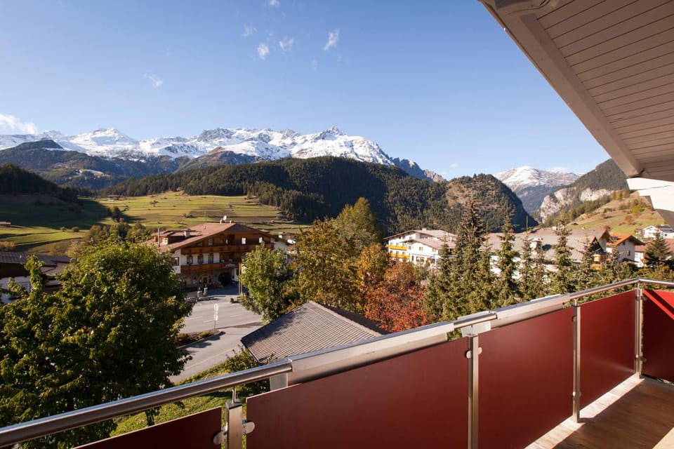 View (from property/room), Balcony/Terrace