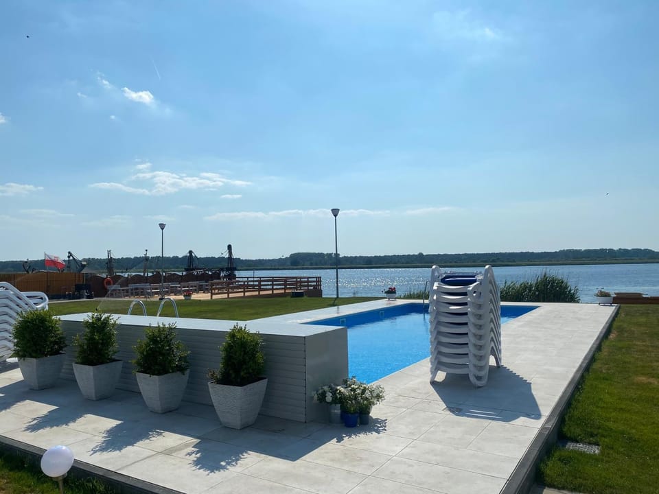 Patio, Pool view, Swimming pool