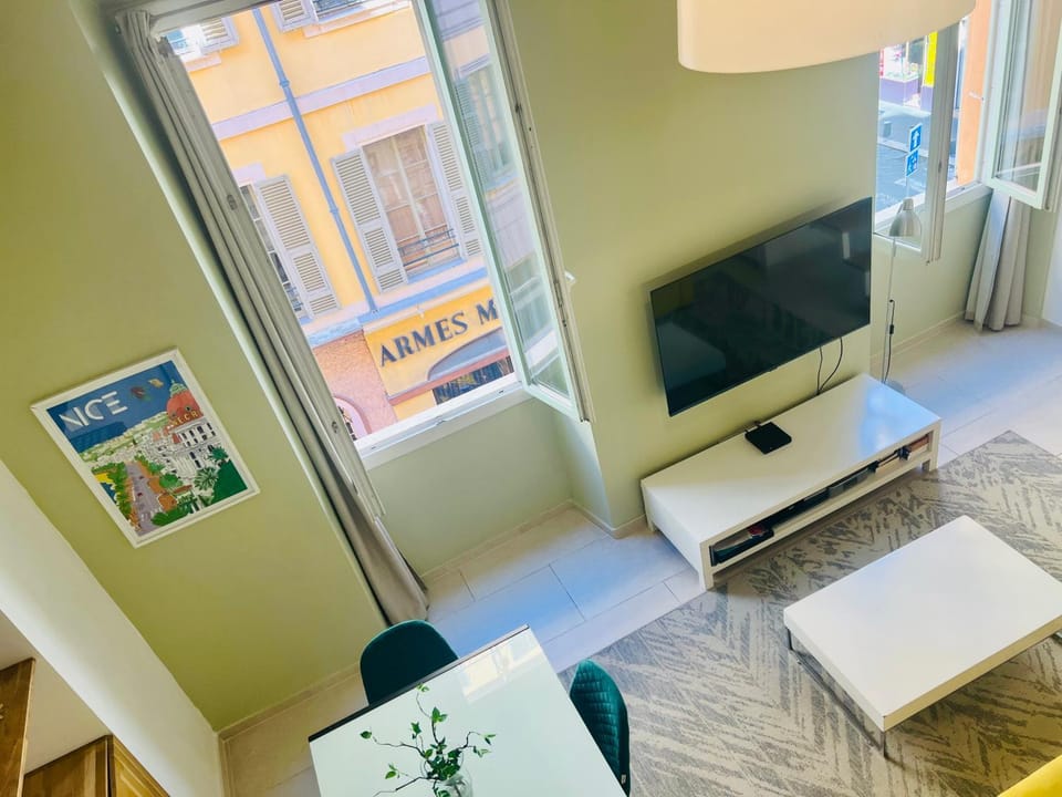 Old Town prime, 1 min beach & massena square, central nice Apartment in Nice