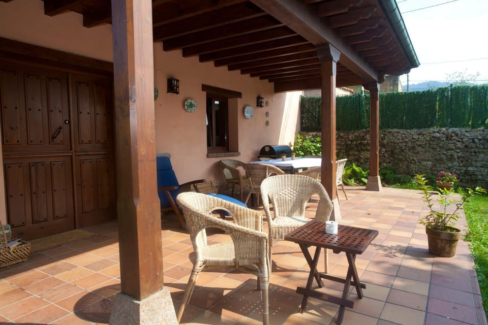 Patio, Day, View (from property/room), Balcony/Terrace, Living room, Seating area