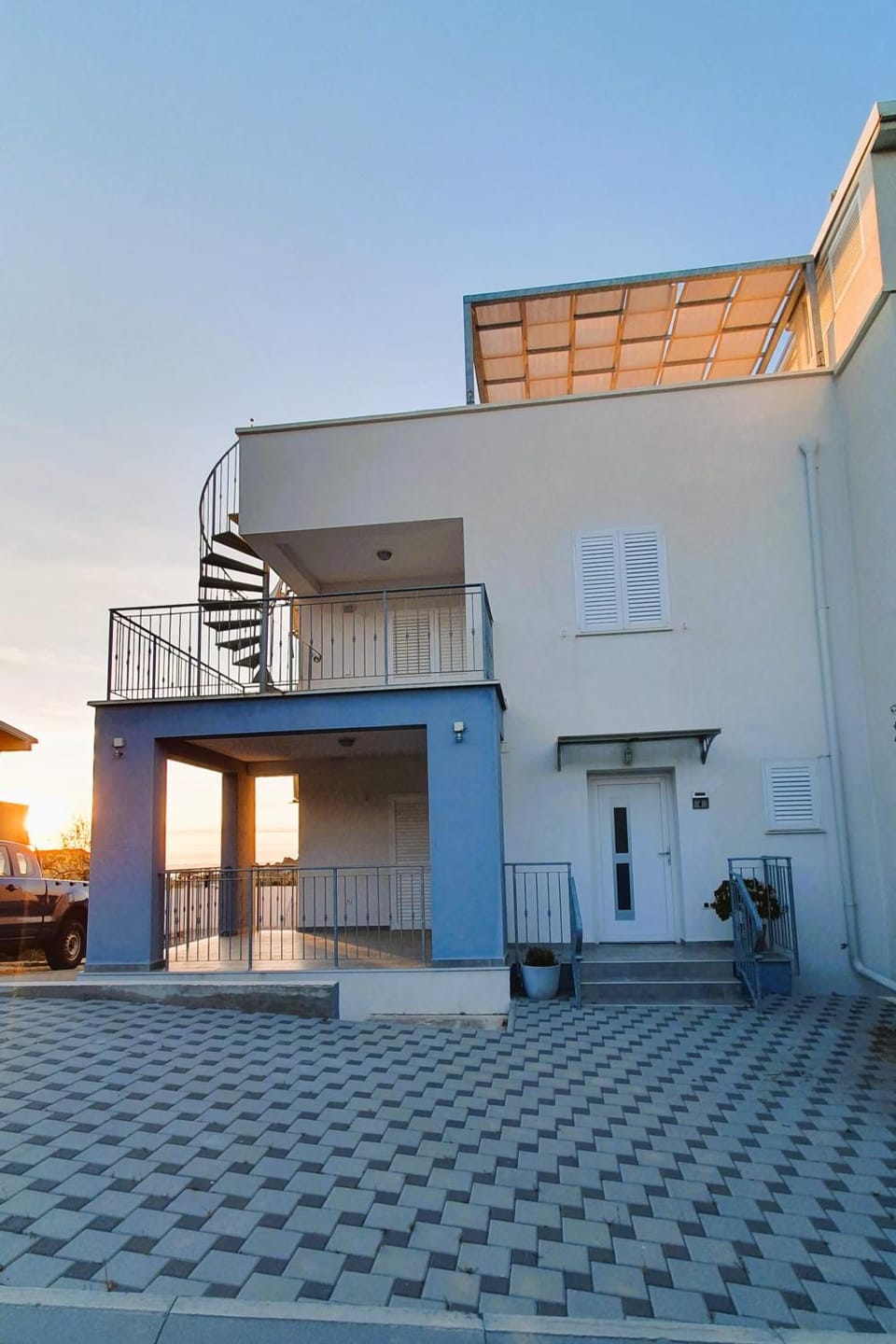 Property building, Parking