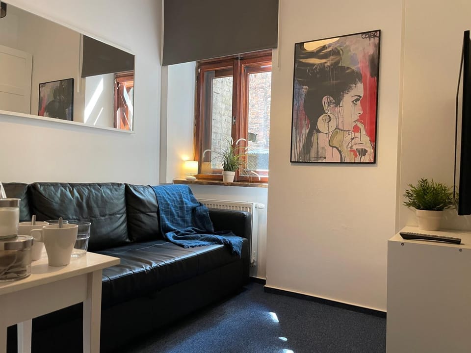 Coffee/tea facilities, Living room, Seating area