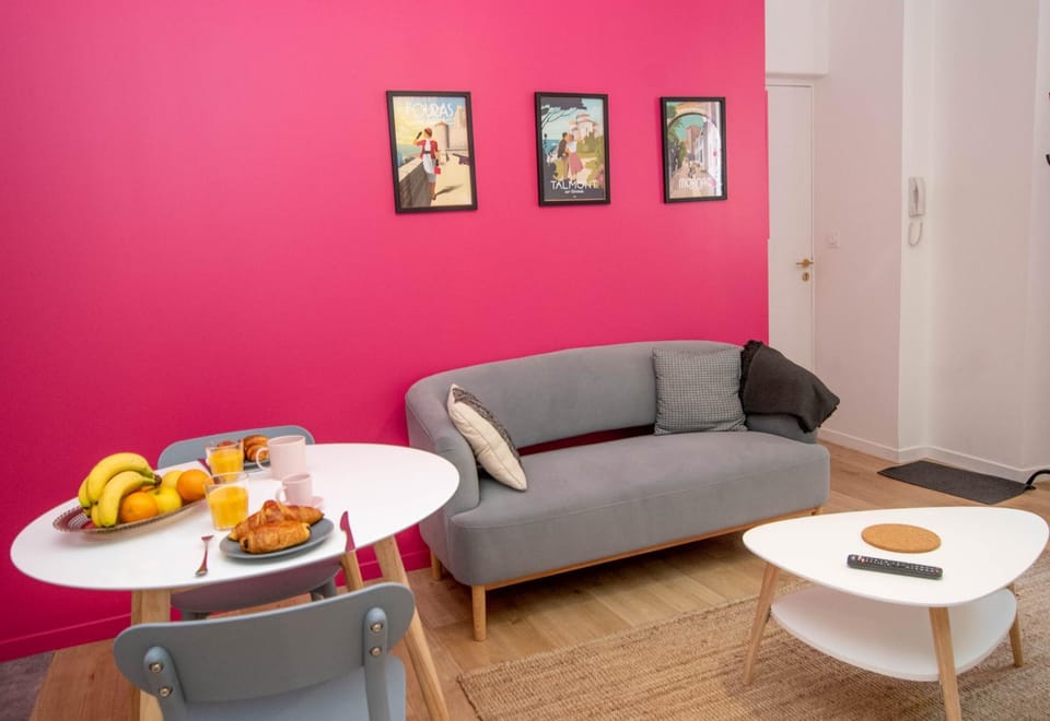 Le Rose Bonbon Apartment in Pays de la Loire