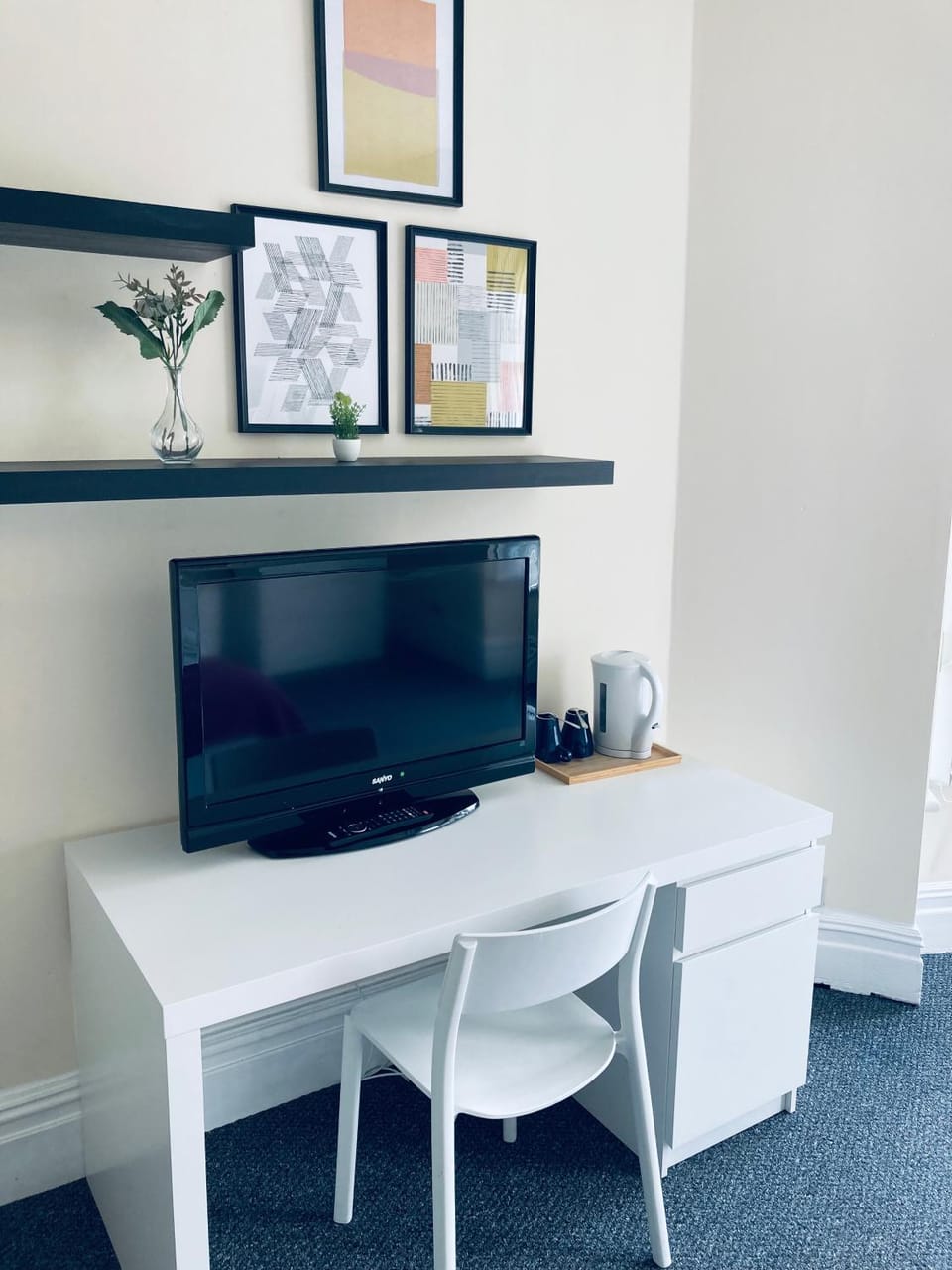 Coffee/tea facilities, Bedroom