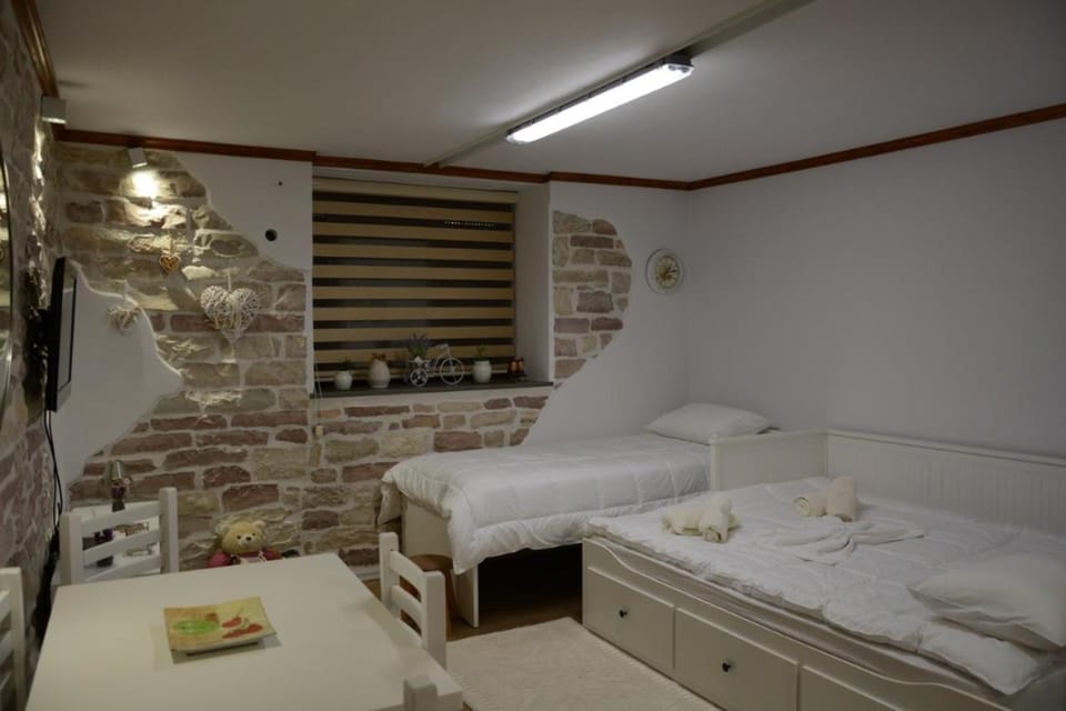 Solhouse Apartment in Vlorë County, Albania