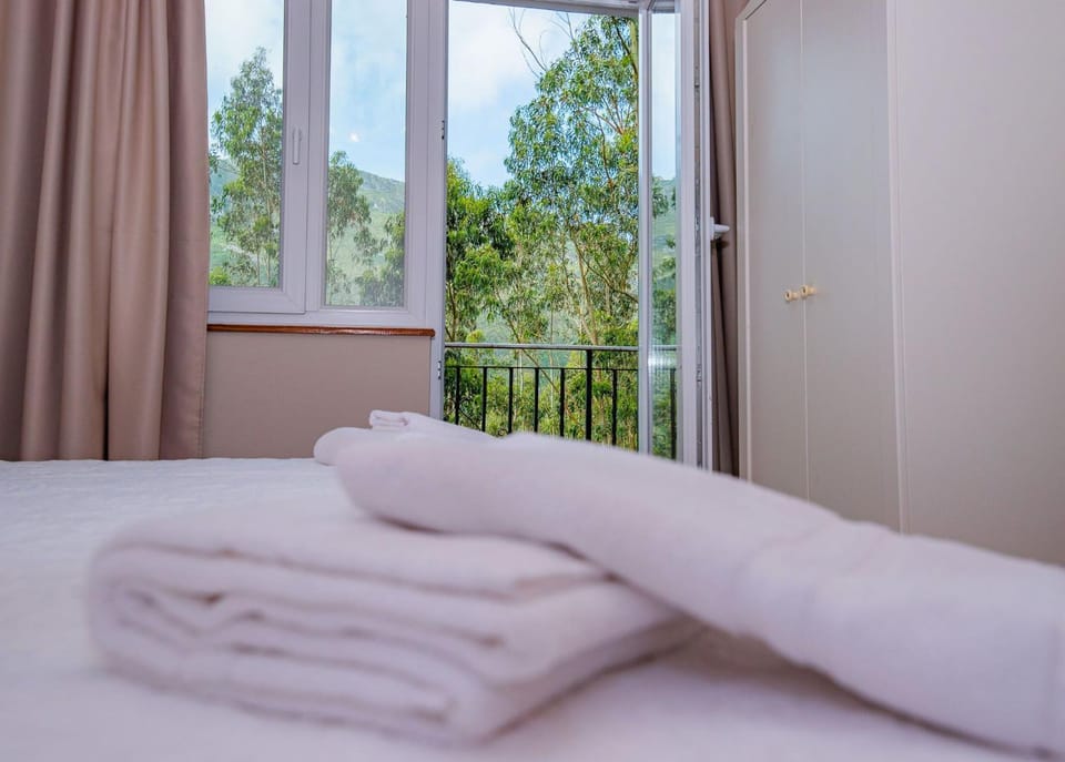 Bed, Decorative detail, Bedroom