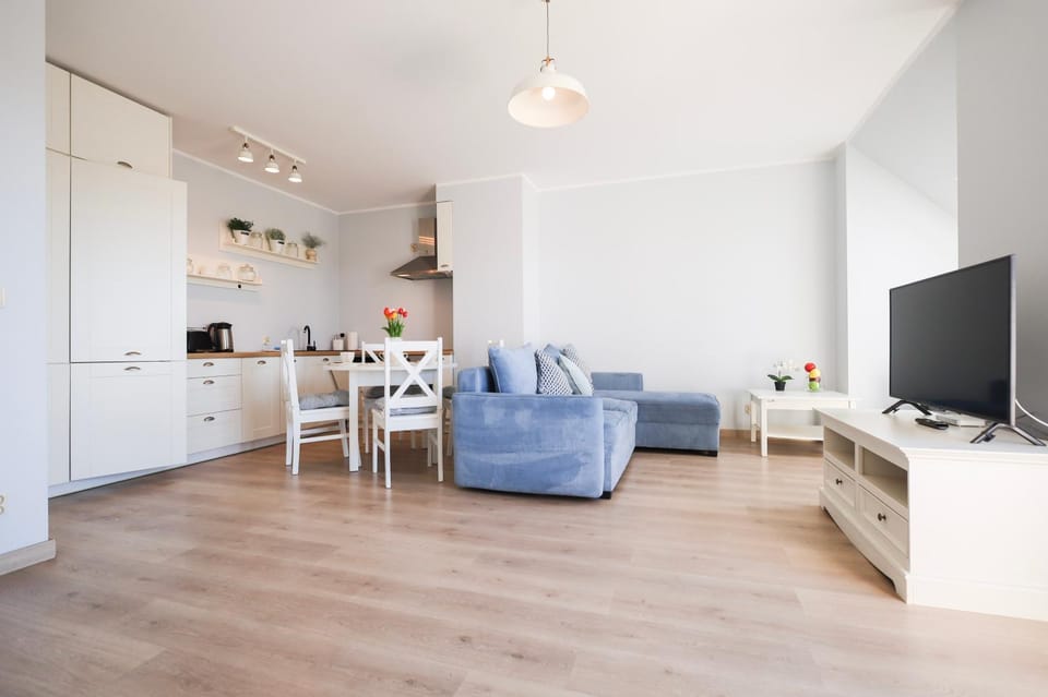 TV and multimedia, Kitchen or kitchenette, Living room, Seating area, Dining area, Evening entertainment, oven