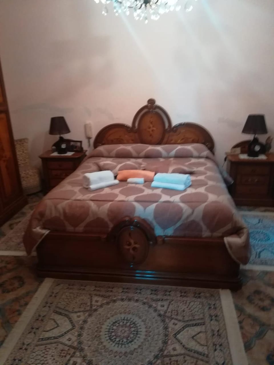 RENT ROOM JOE Via Dante 77 Solarino Bed and Breakfast in Sicily