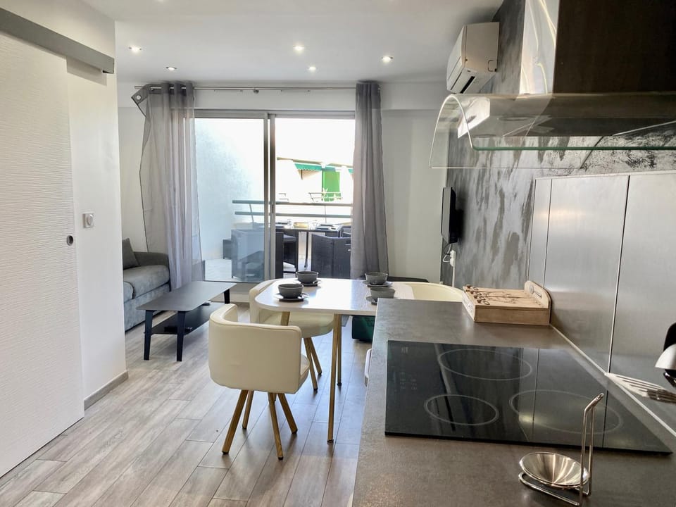 L'HERMITAGE - Studio moderne - Piscine - Ascenseur - Quart Golf Apartment in La Grande-Motte