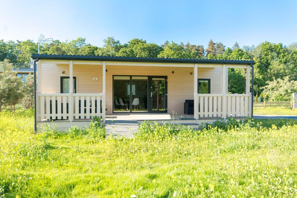 Property building, Garden, Balcony/Terrace