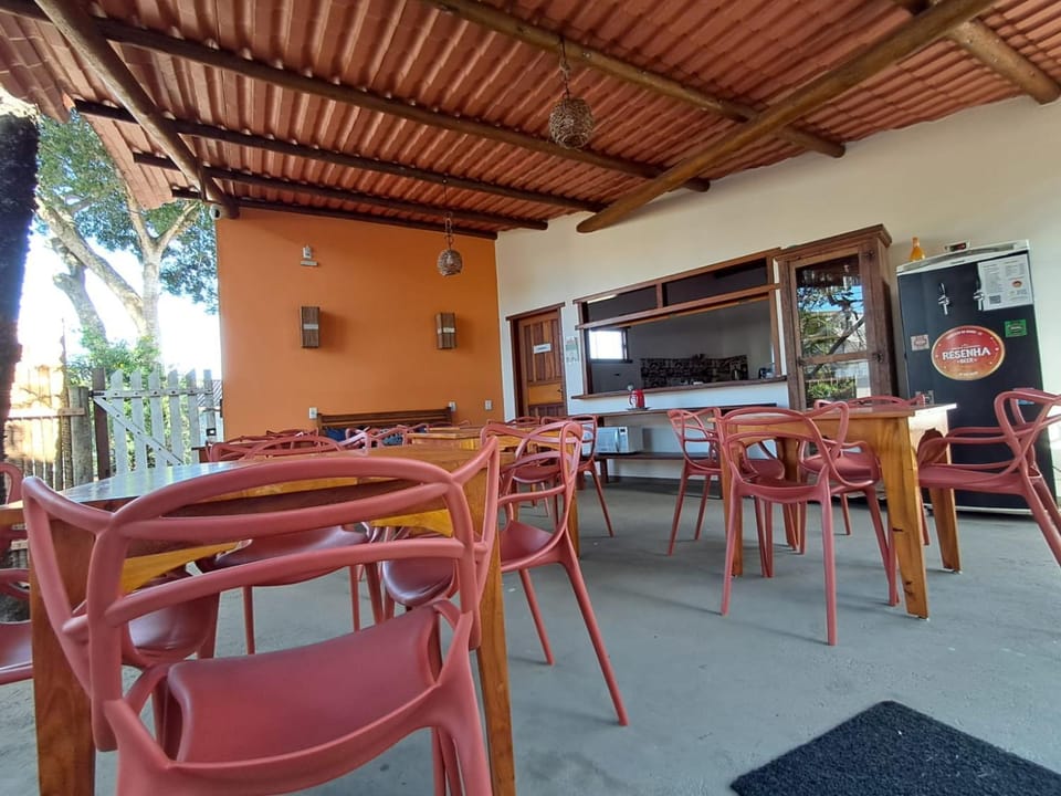 Property building, Restaurant/places to eat, Breakfast