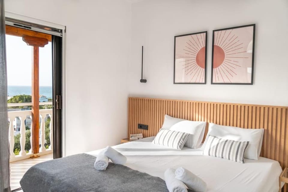 Sea View Studio at Xenios Avlais Apartment in Alikanas