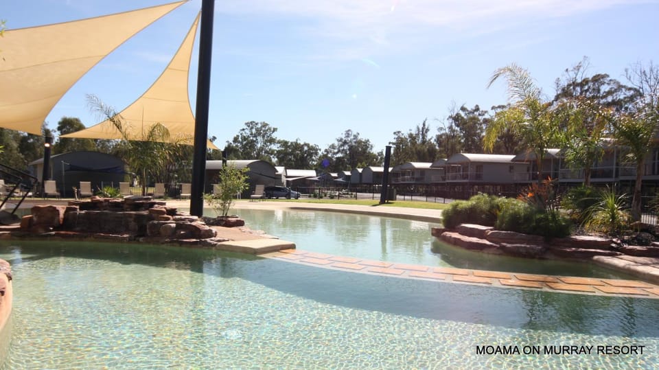 Swimming pool, Swimming pool