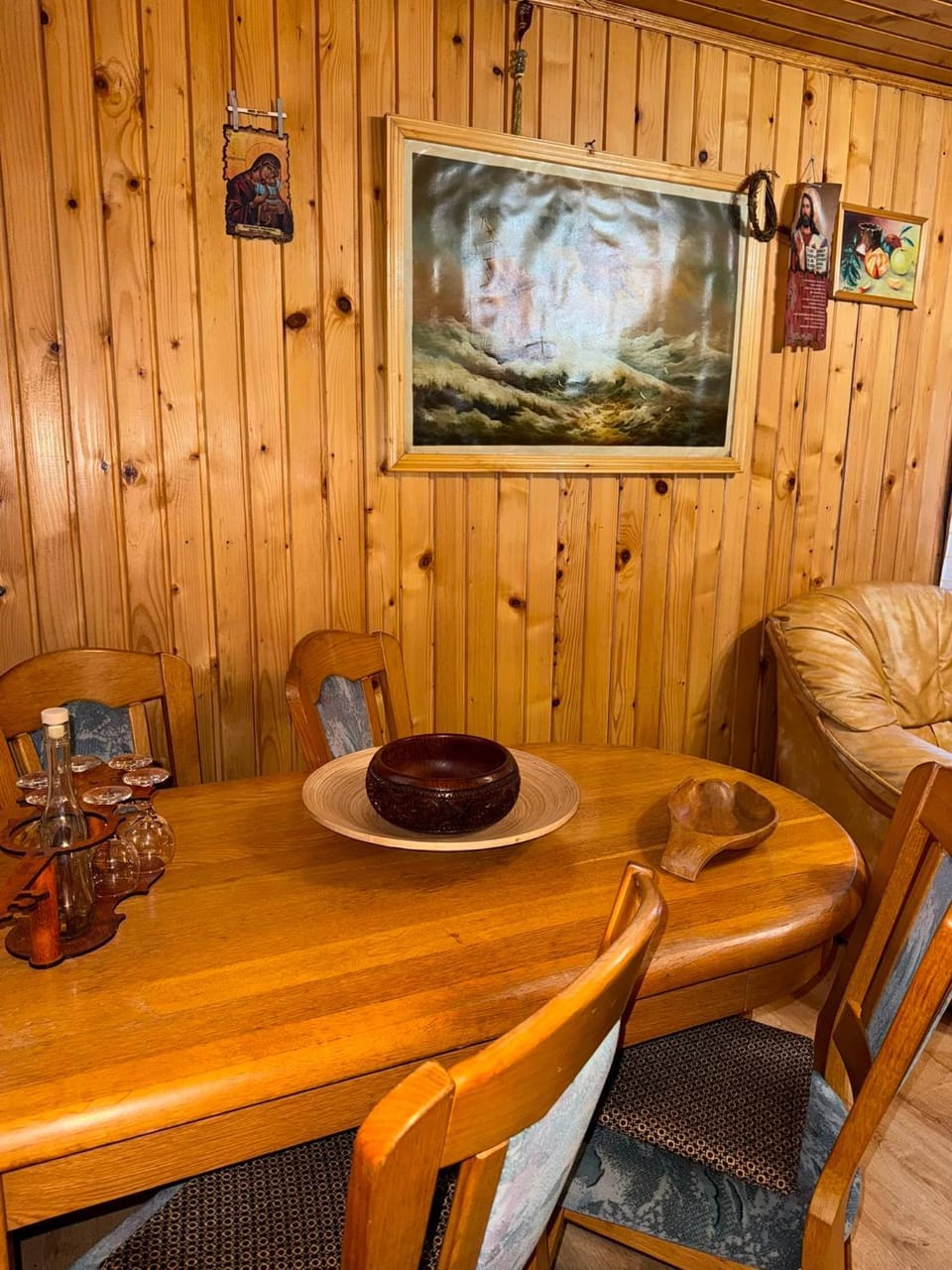 Living room, Dining area