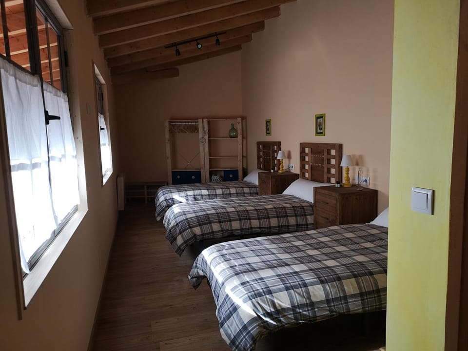 L' Abilleiru Albergue Rural Hostel in Castile and León