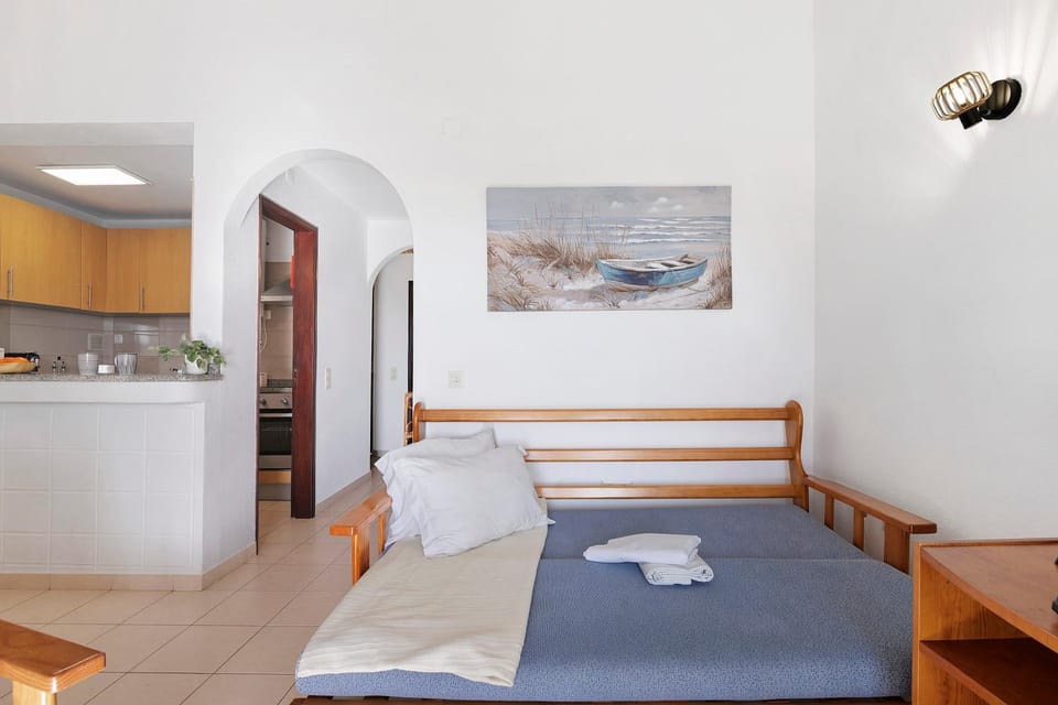 Living room, Bedroom