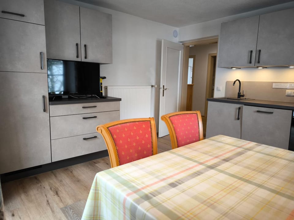 TV and multimedia, Dining area, kitchen