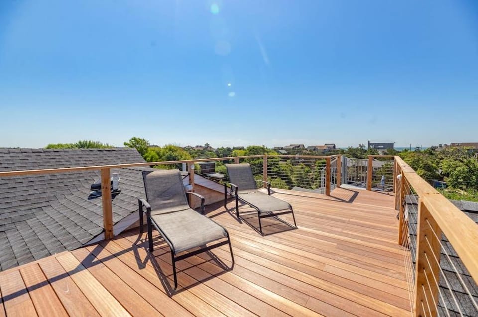 Poolside Chic by the Sea House in Fire Island