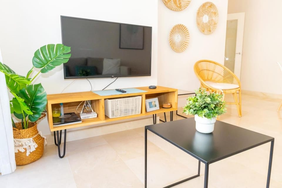 Seaside getaway by the Promenade Apartment in Barbate