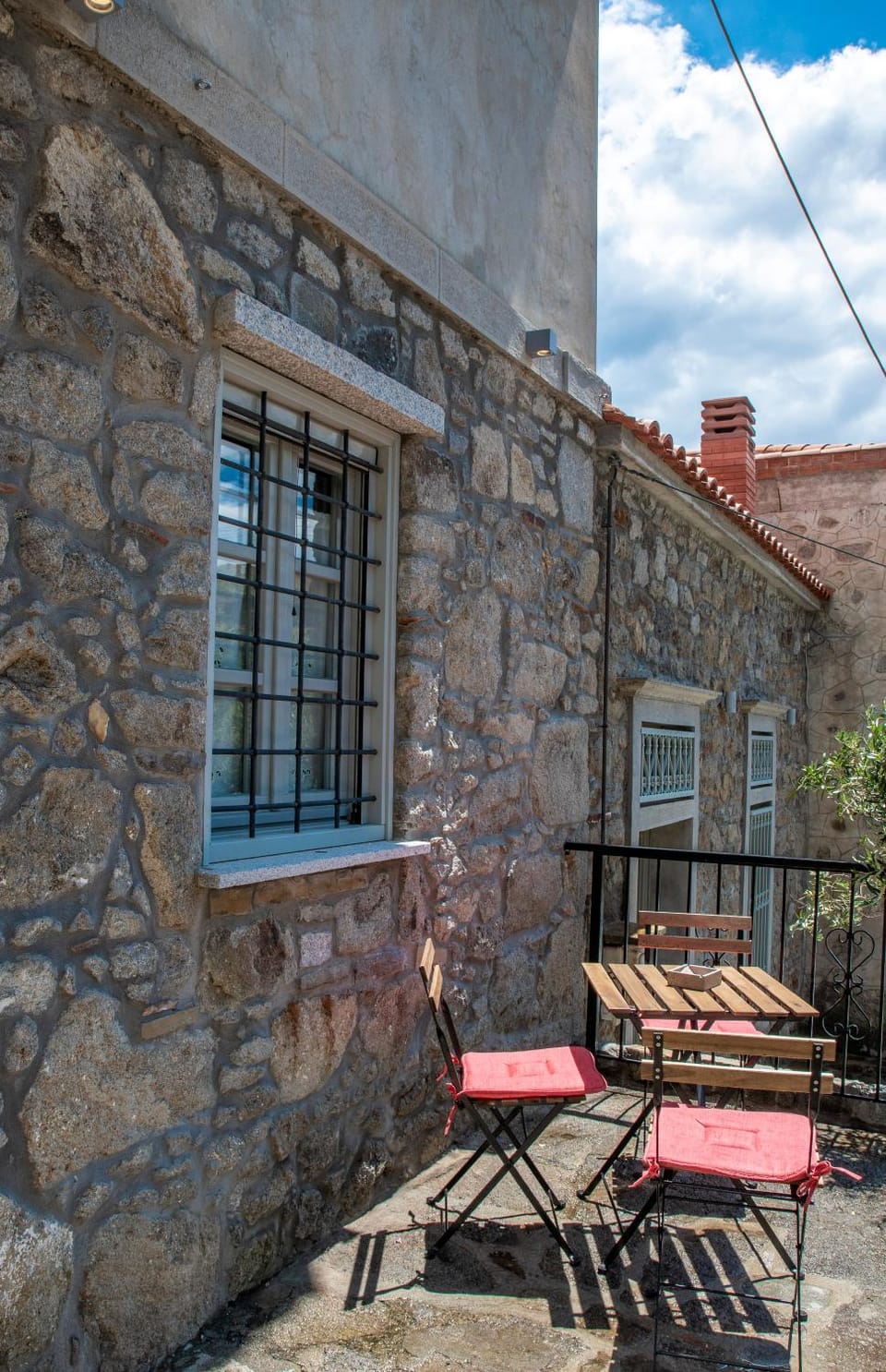Property building, Patio, Day
