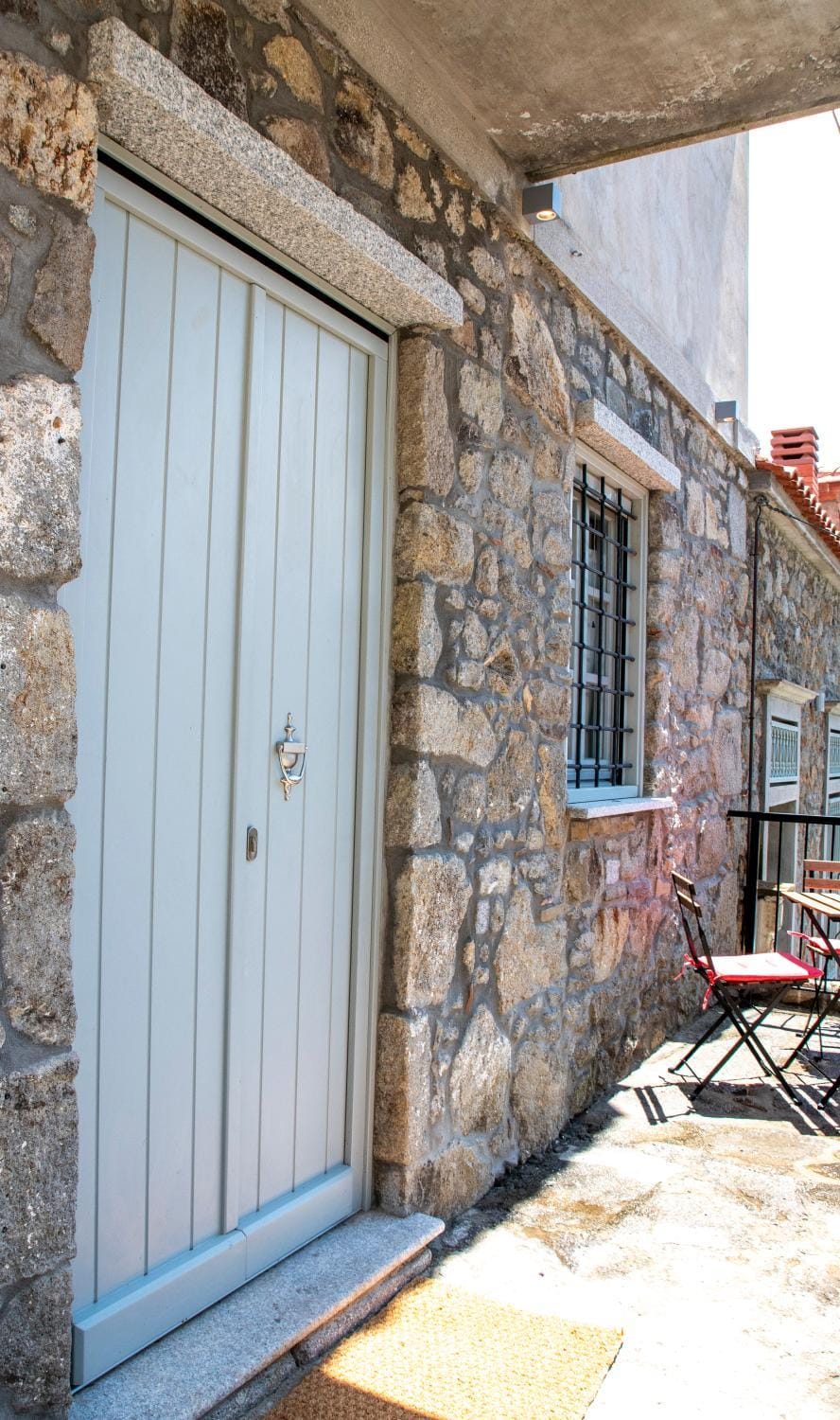 Property building, Patio, Facade/entrance