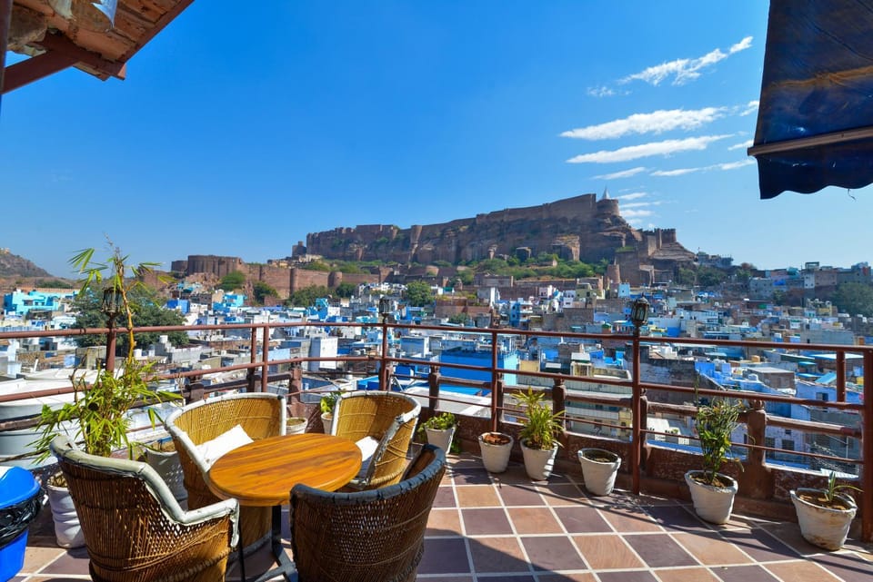 Day, View (from property/room), Balcony/Terrace, Balcony/Terrace, Dining area, City view