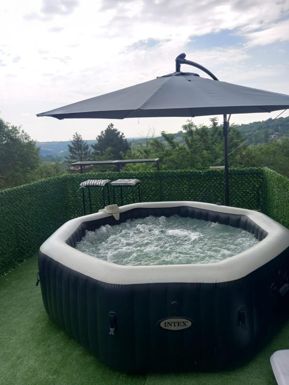 Day, Hot Tub, Pool view