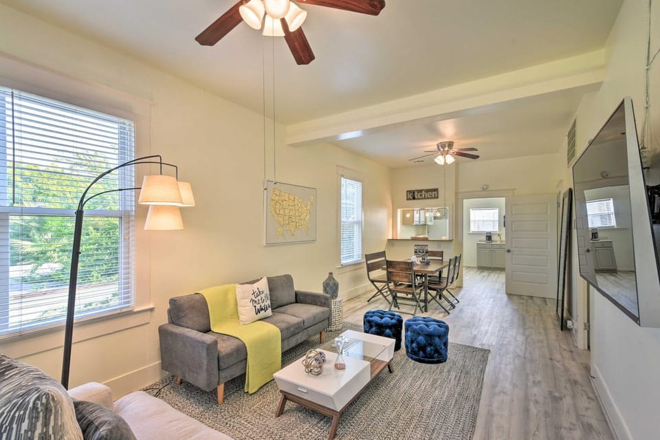 1/2 Mi to Beach & Seawall: Galveston Getaway! House in Galveston Island