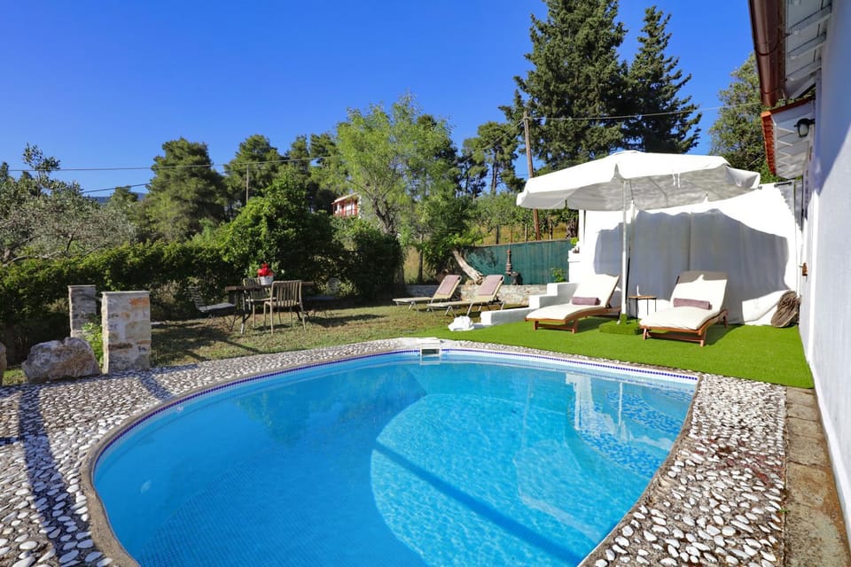 VILLA VICTORIA Villa in Sporades, Greece